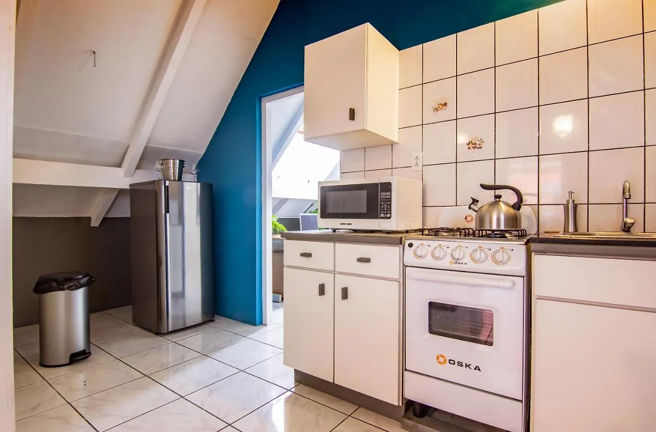 Citylife Apartments In Willemstad - Big 2 Bedroom Apartment In Top Floor - H